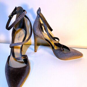 GIANI BINI Strappy Purple Velvet Stilletto Pumps, Size 9, New.